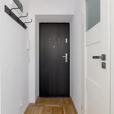 1-Bedroom Apartment - 65 Dluga Street Krasków Eksteriør bilde