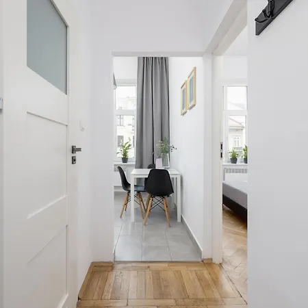 1-Bedroom Apartment - 65 Dluga Street Krasków Eksteriør bilde