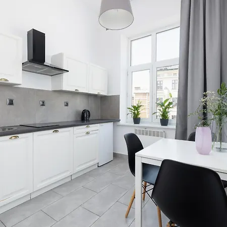 1-Bedroom Apartment - 65 Dluga Street Krasków Eksteriør bilde