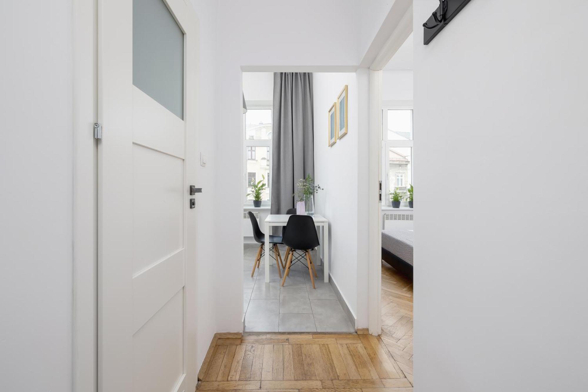 1-bedroom - 65 Dluga Street *
