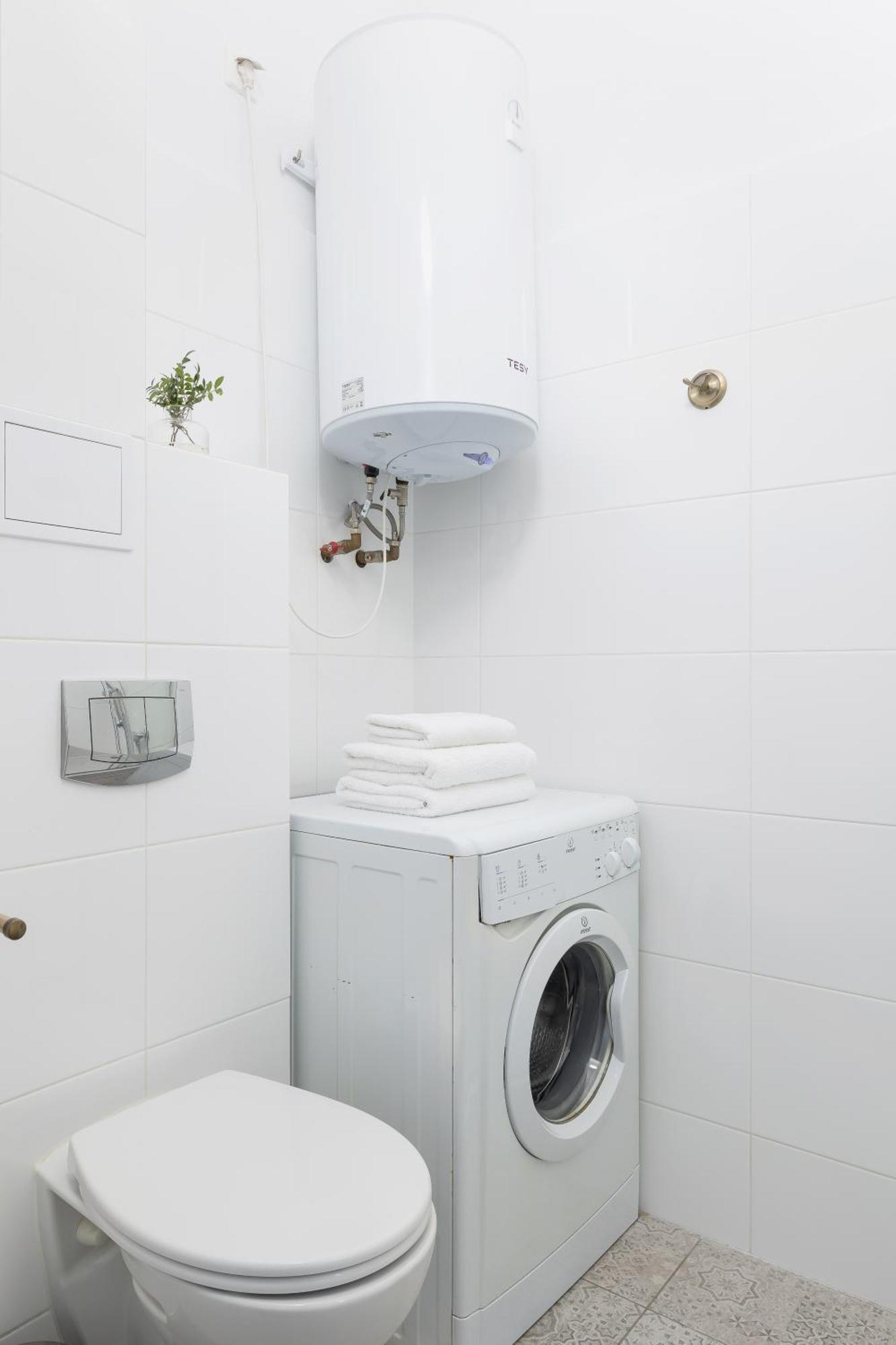1-bedroom - 65 Dluga Street Apartment